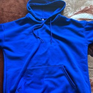 Blue medium sized hoodie
